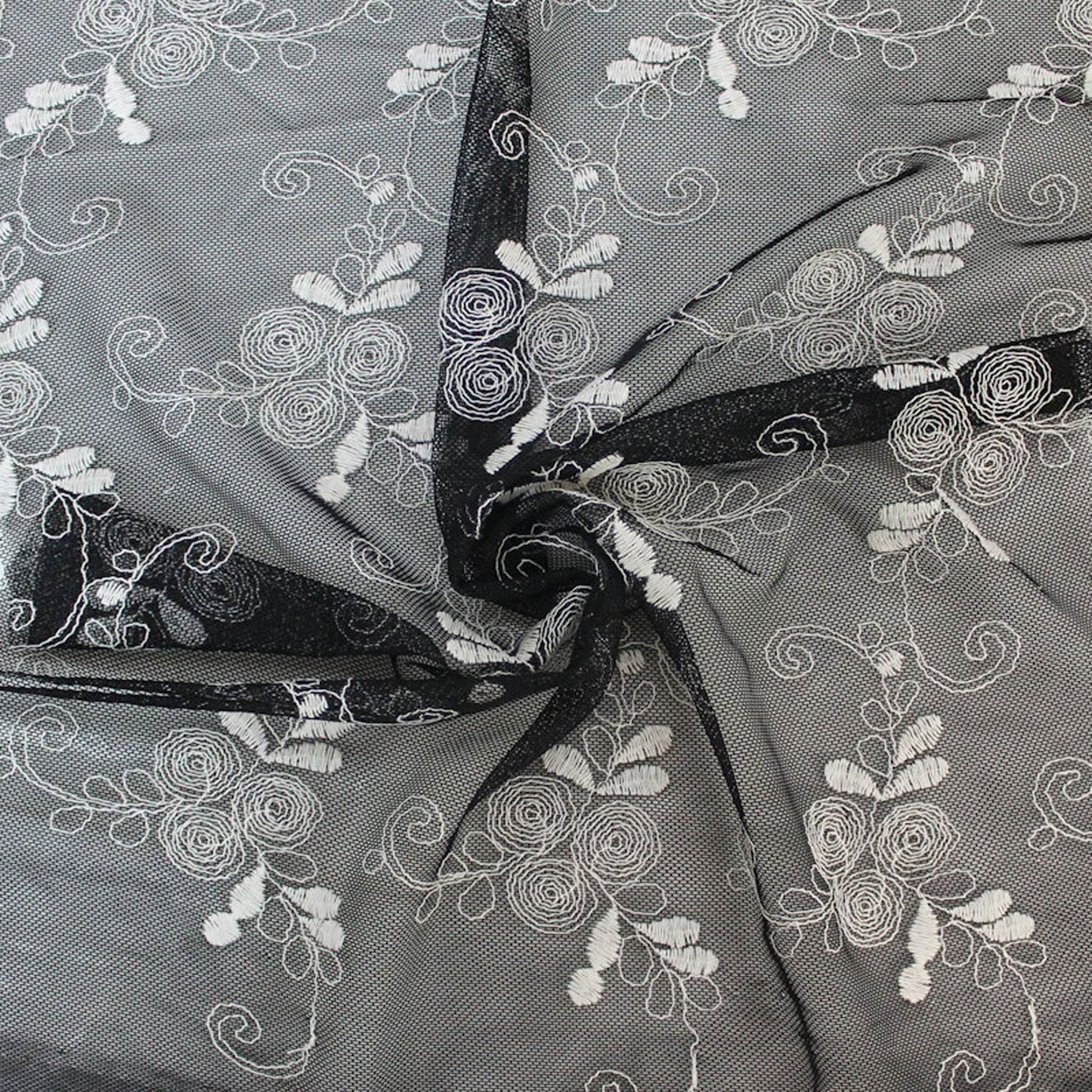 518-BLACK-IVORY