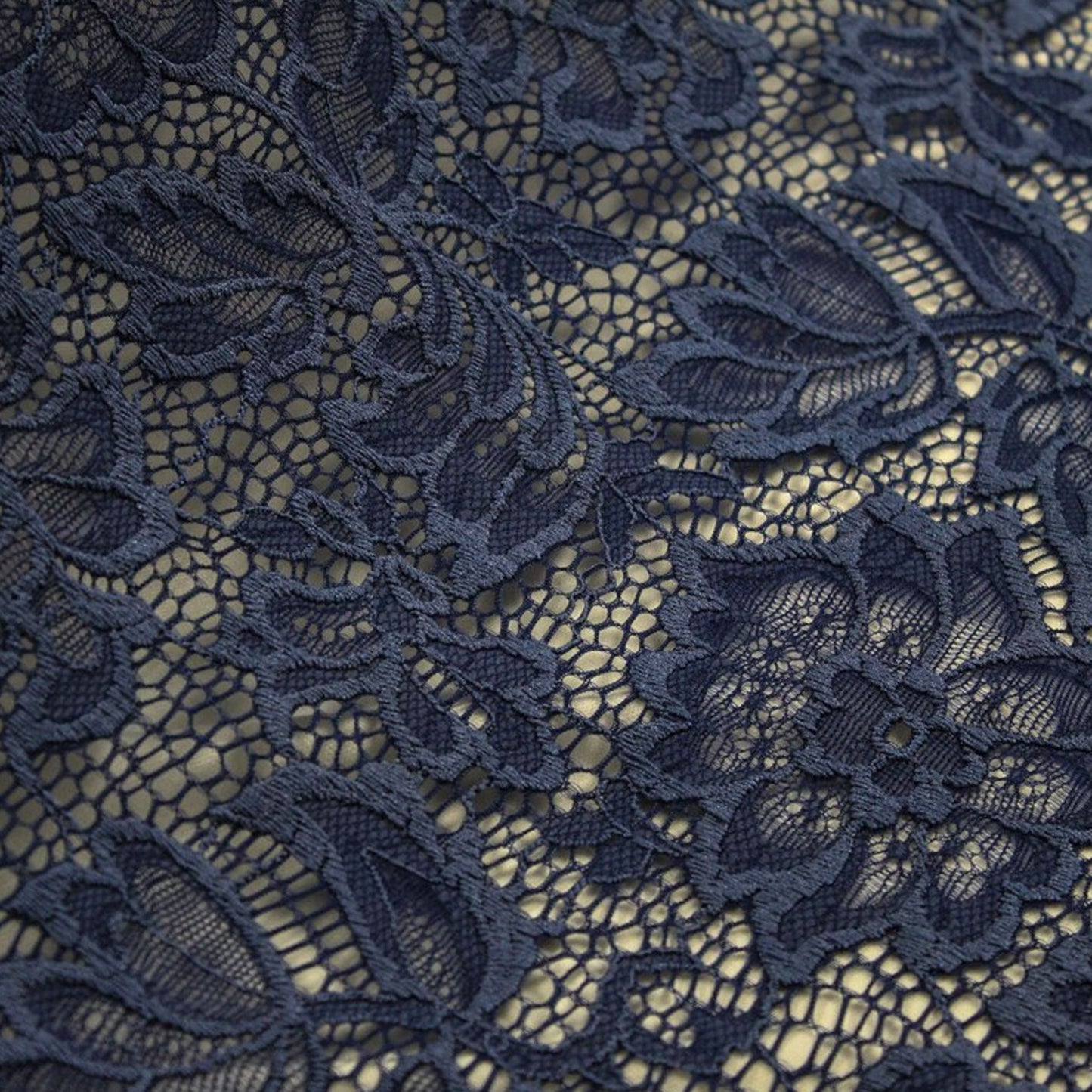 647-LACE 90% NYLON 10% SPAN