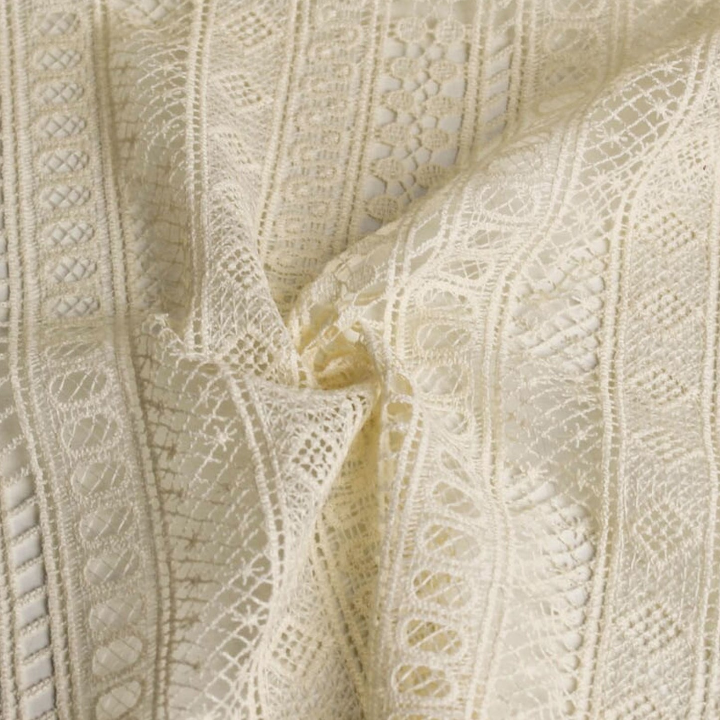 663-LACE 100% POLY CHEMICAL