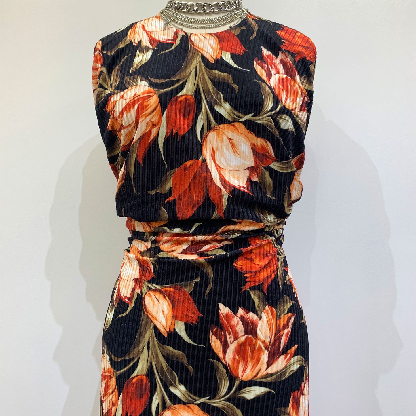 DP-1018-772-BLACK-FIESTA - 95% POLY 5% SPANDEX VELVET BURNT-OUT RIB