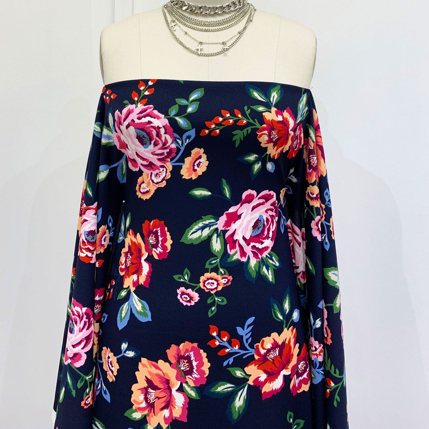 P-1435-702-NAVY-PINK-CANTALOUPE - PRINTED SCUBA CREPE 97% POLY 3% SPANDEX