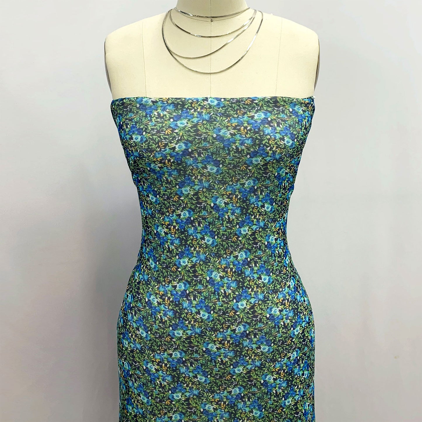 P-1905-453-NAVY-BLUE - PRINTED POLY POWER MESH 92%POLY 8%SPANDEX