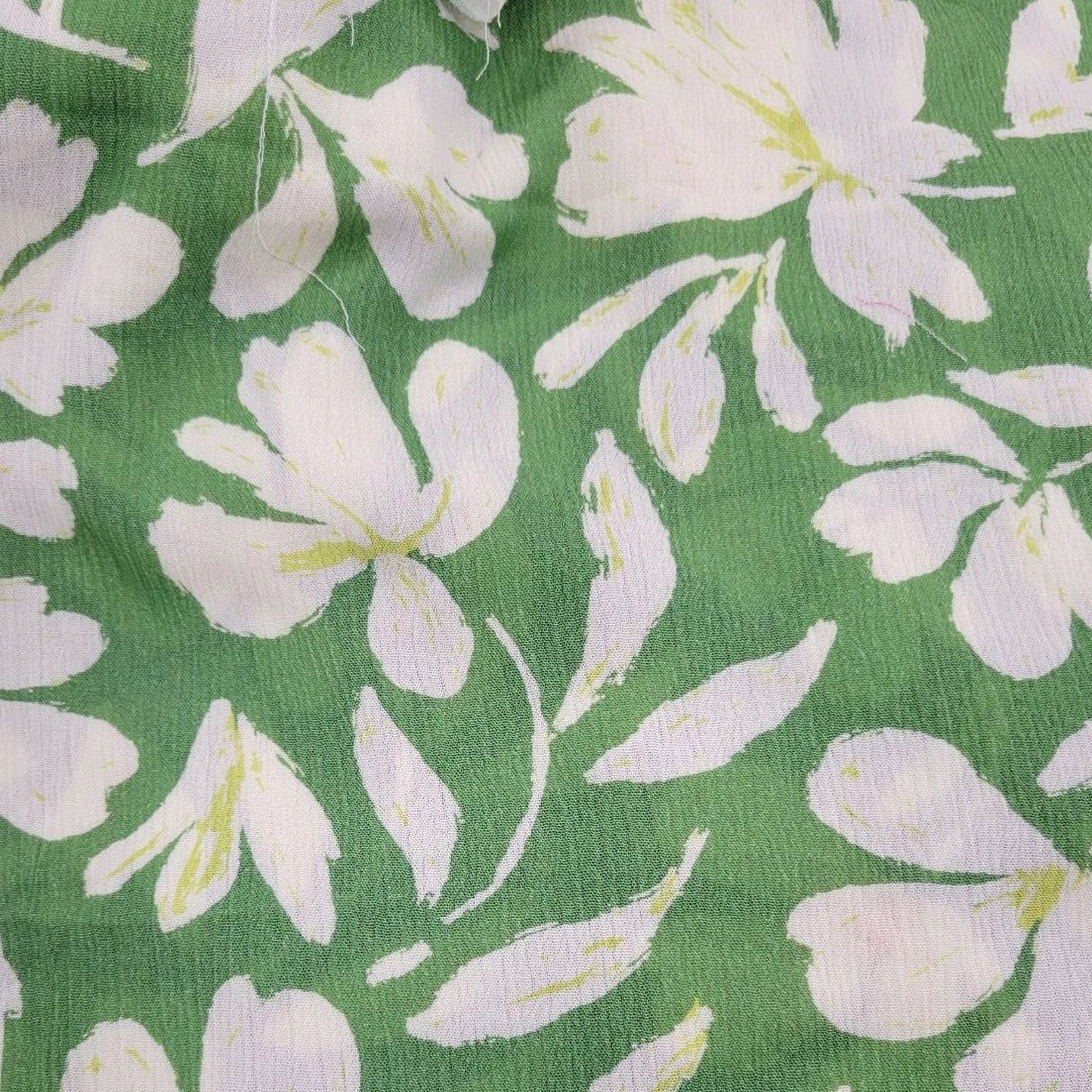 P-3301-636-KELLY-GREEN-OFFWHITE - PRINTED CREPON 100% RAYON CREPON