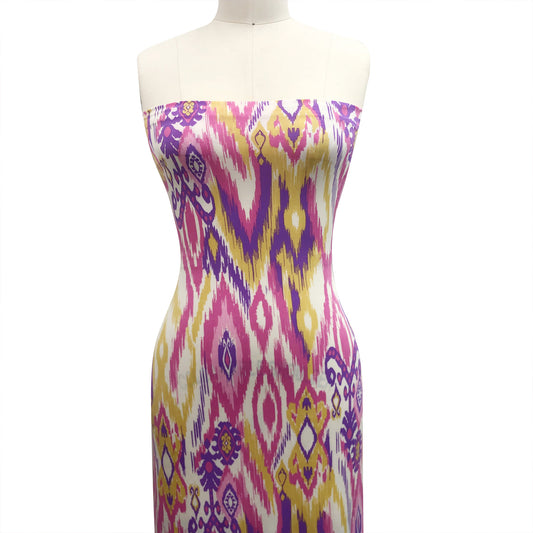 P-3317-800-PURPLE-PINK - PRINTED VENEZIA 92% POLY 8% SPANDEX