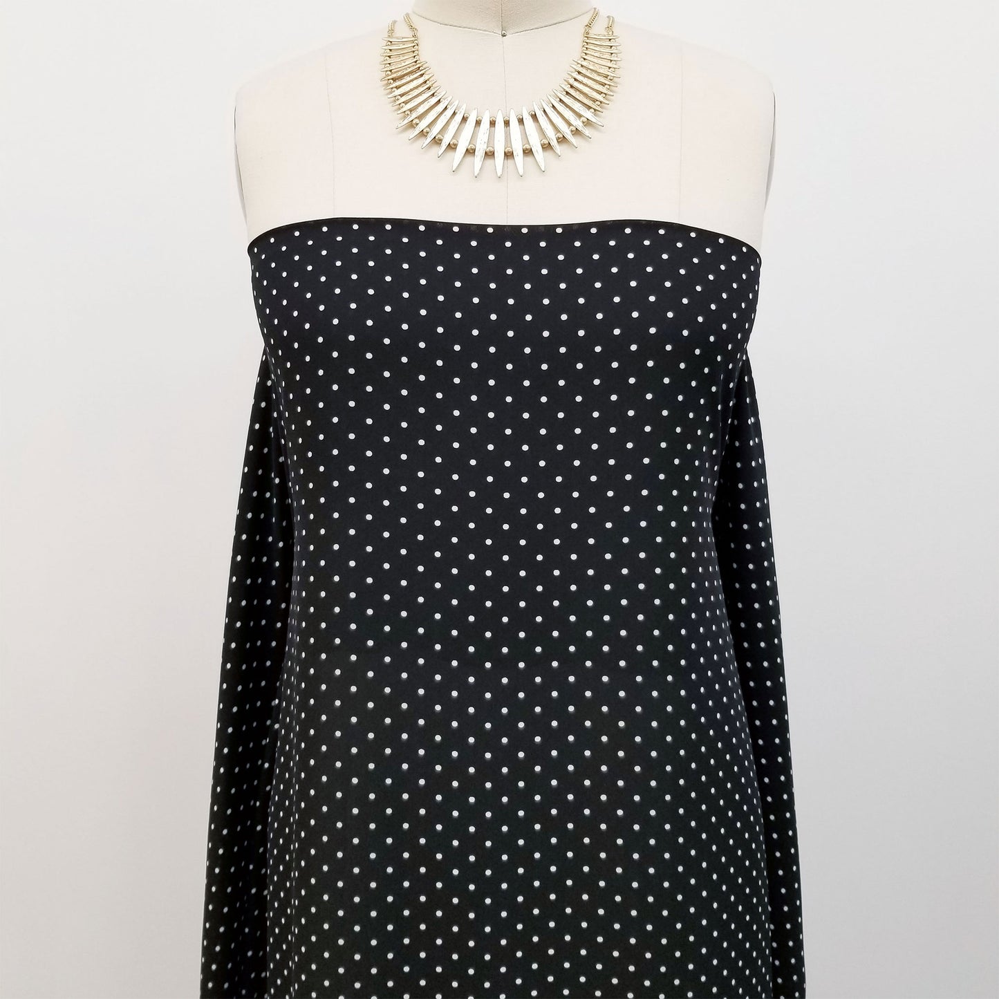 P-514-504-02-BLACK-OFFWHITE - PRINTED WOOL DOBBY 100% POLYESTER