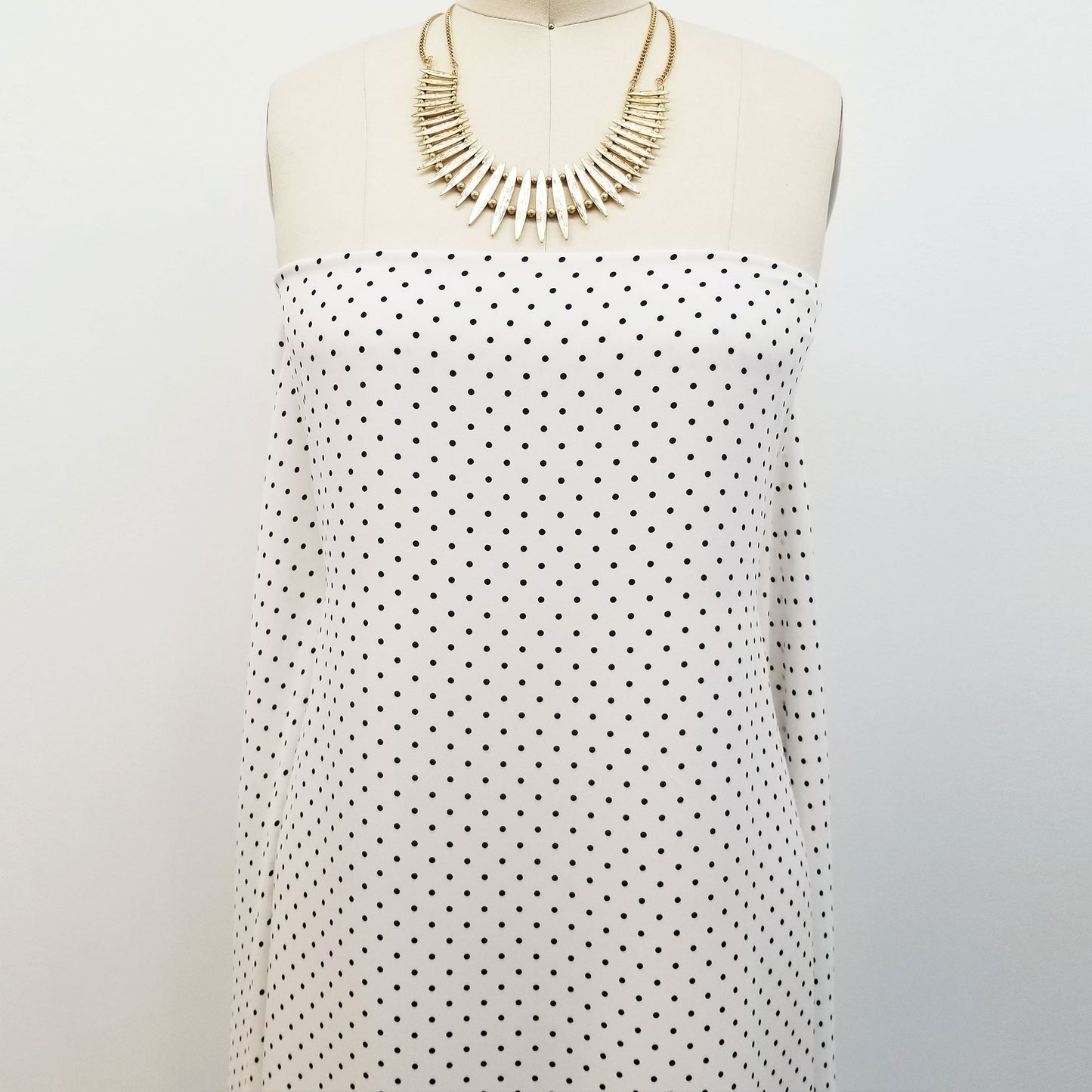 P-514-504-05-OFFWHITE-BLACK - PRINTED WOOL DOBBY 100% POLYESTER