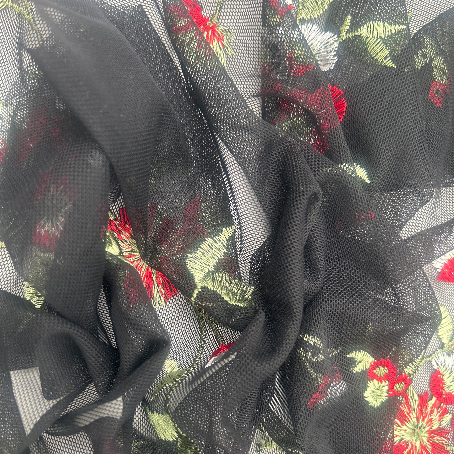 EB-416-MESH-BLACK-RED - EMB MESH 100% NYLON, YARN 100% POLY