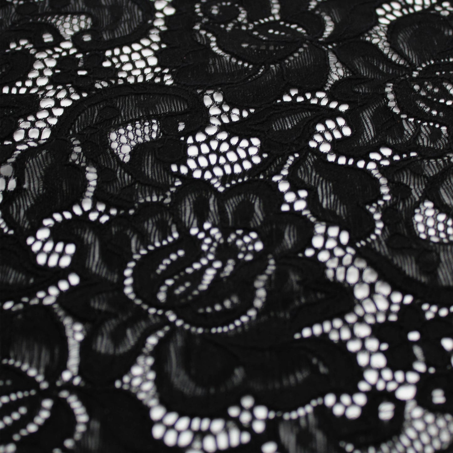 582-BLACK