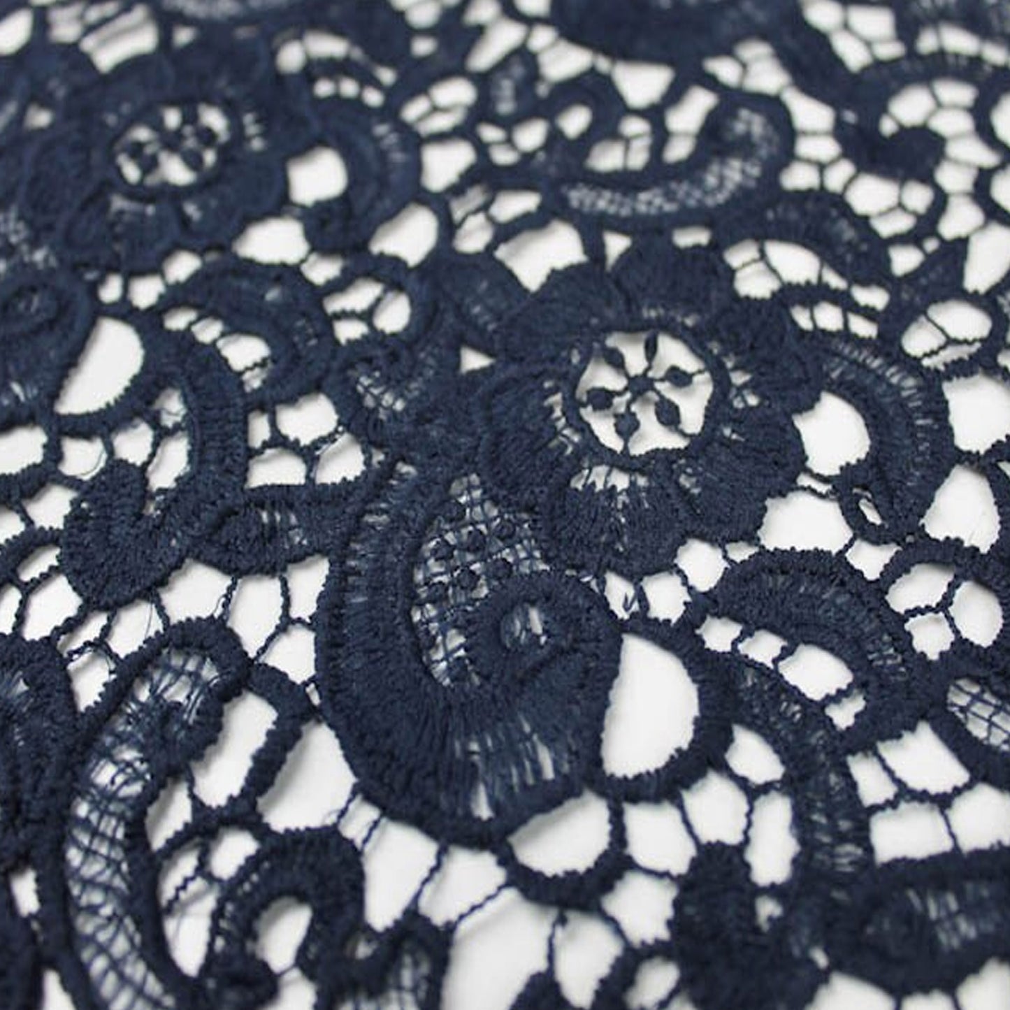 603-LACE 100% POLY CHEMICAL
