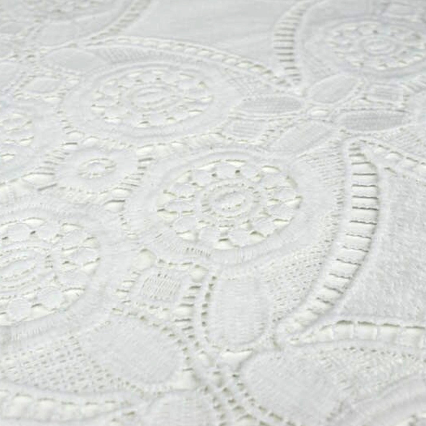 607-LACE 100% POLY CHEMICAL