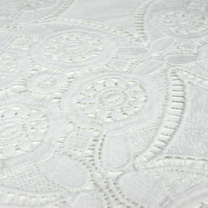 607-LACE 100% POLY CHEMICAL