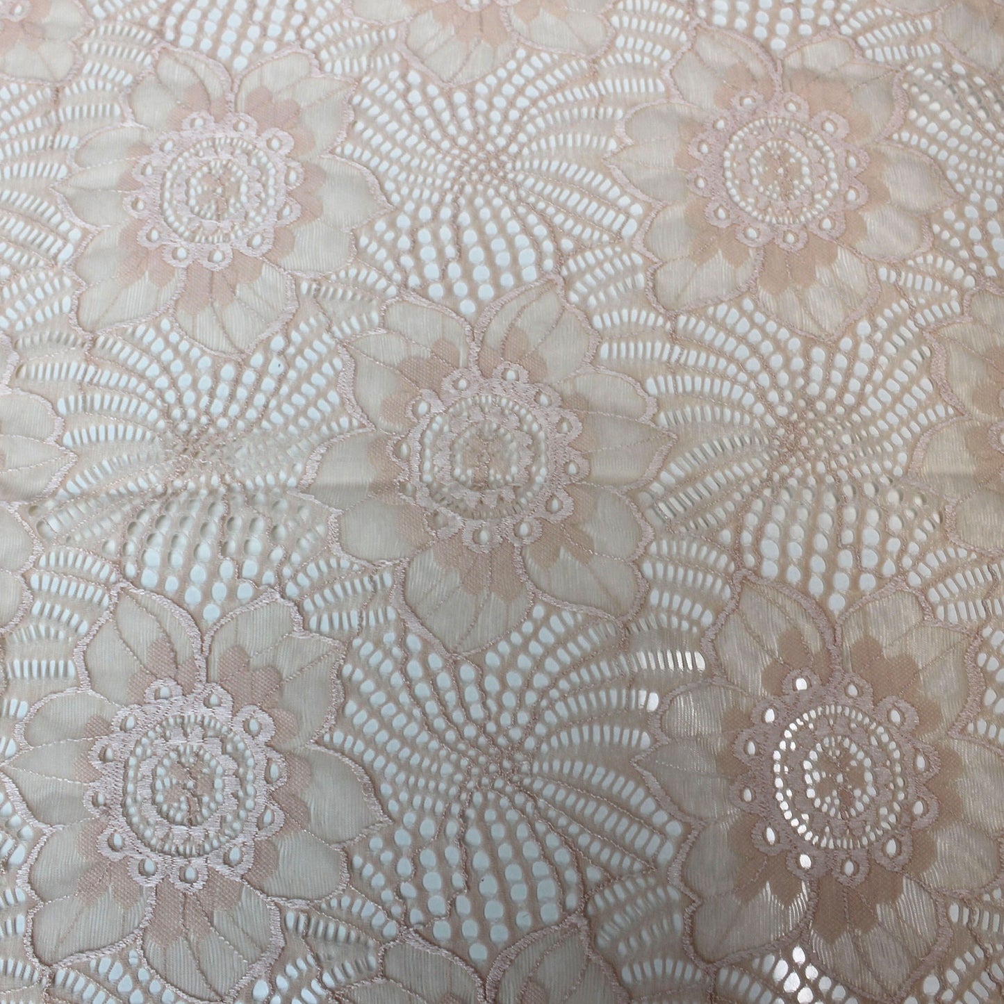 643-LACE 90% NYLON 10% SPANDEX