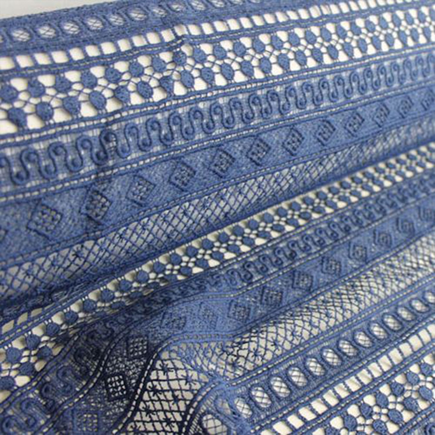 663-LACE 100% POLY CHEMICAL