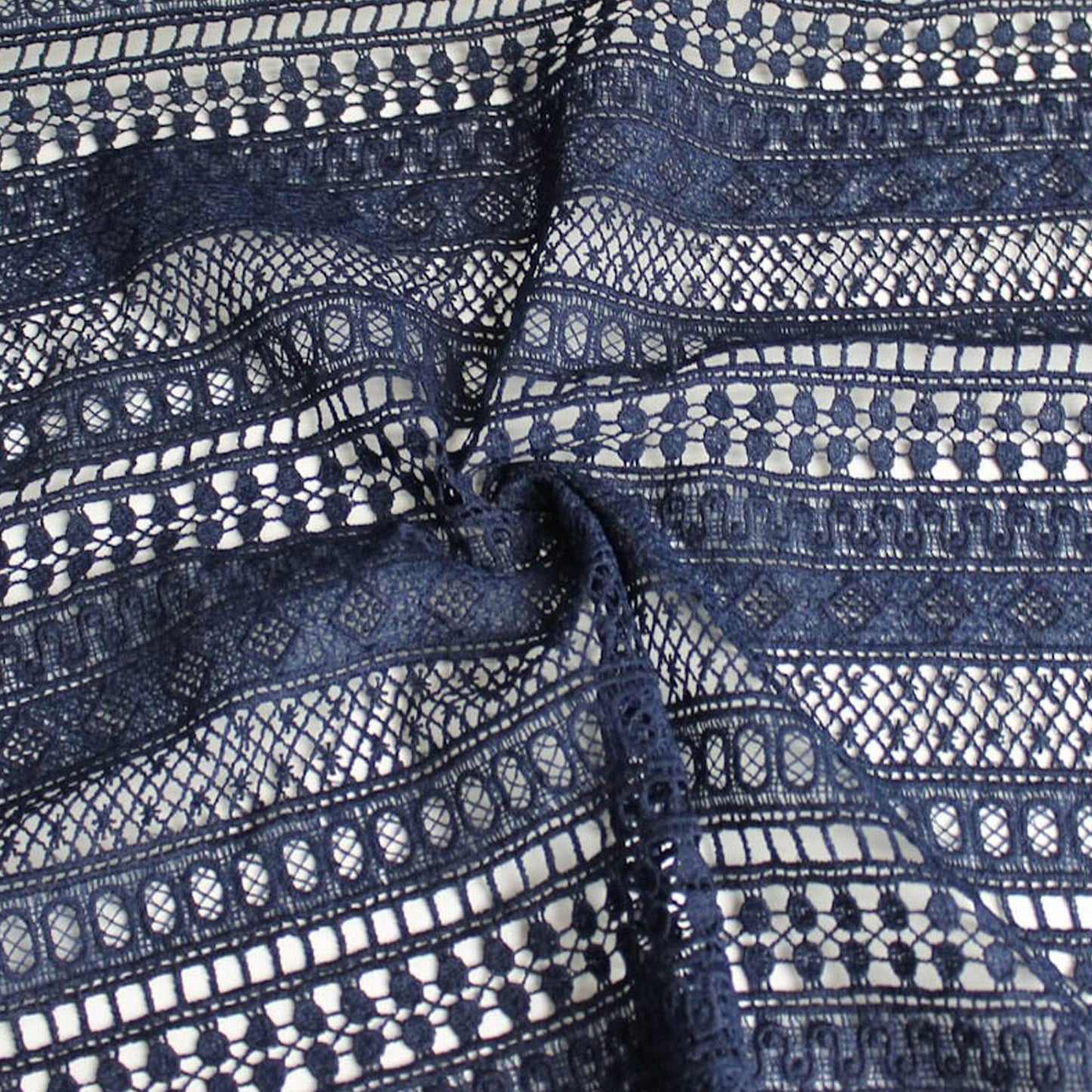 663-LACE 100% POLY CHEMICAL