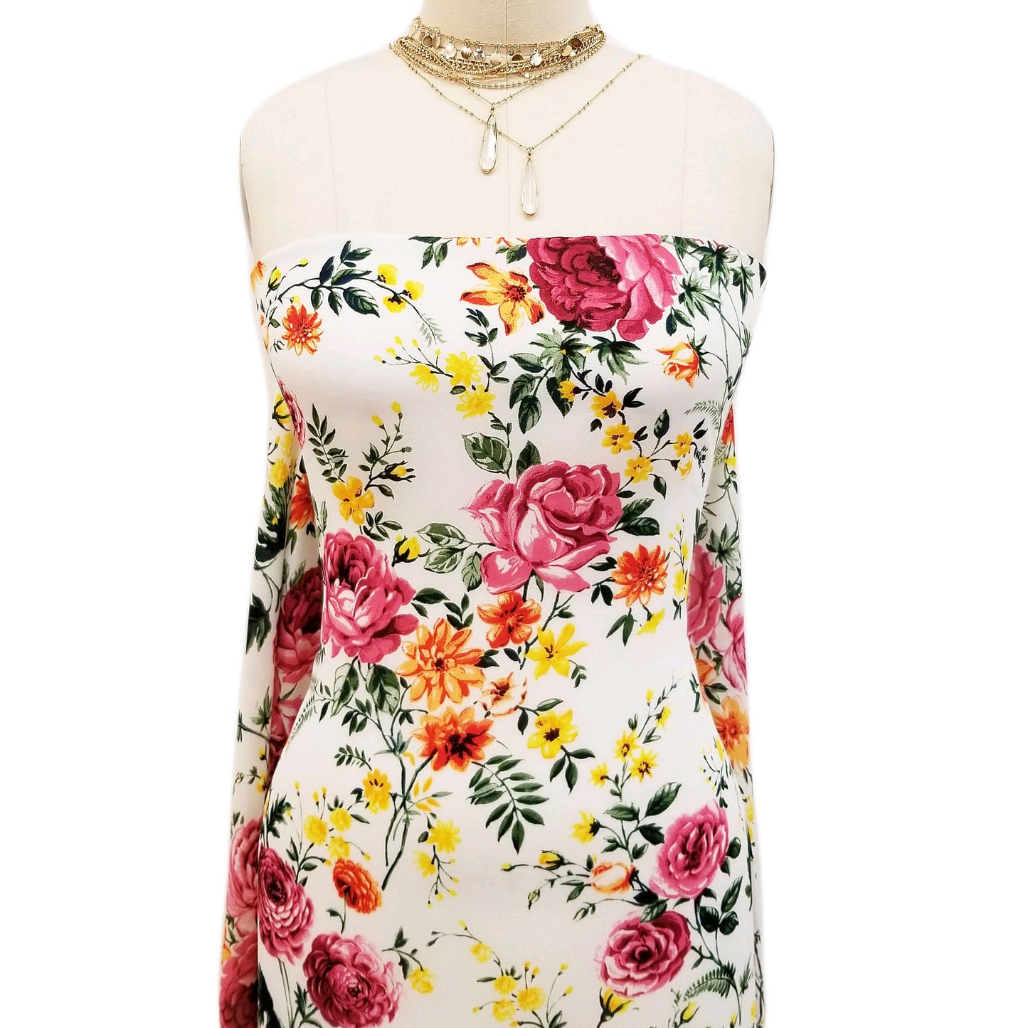 DP-1030-504-OFFWHITE-ROSE - PRINTED WOOL DOBBY 100% POLYESTER