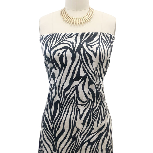 DP-1145-713-BLACK-IVORY - PRINTED ICE VELVET 95% POLY 5% SPANDEX