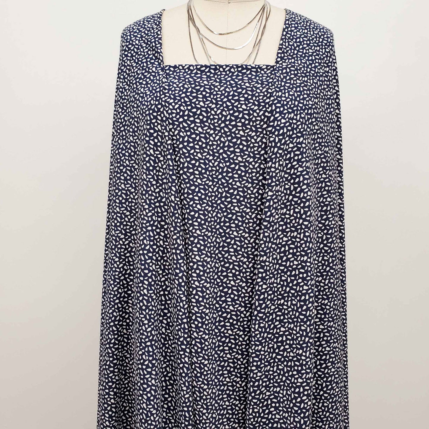 DP-1315-754-NAVY-OFF-WHITE - PRINTED POLY MOROCCAN 100% POLY