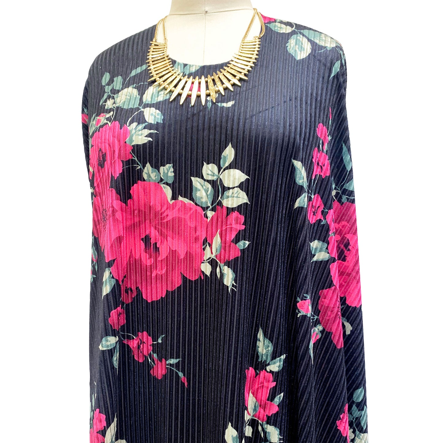 DP-1504-772-BLACK-MAGENTA - 95% POLY 5% SPANDEX VELVET BURNT-OUT RIB