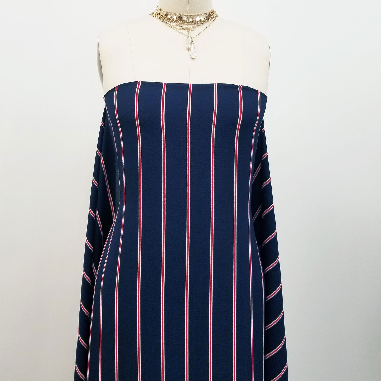 DP-191-586-NAVY-RED - PRINTED CREPE CHIFFON 97% POLY 3% SPANDEX