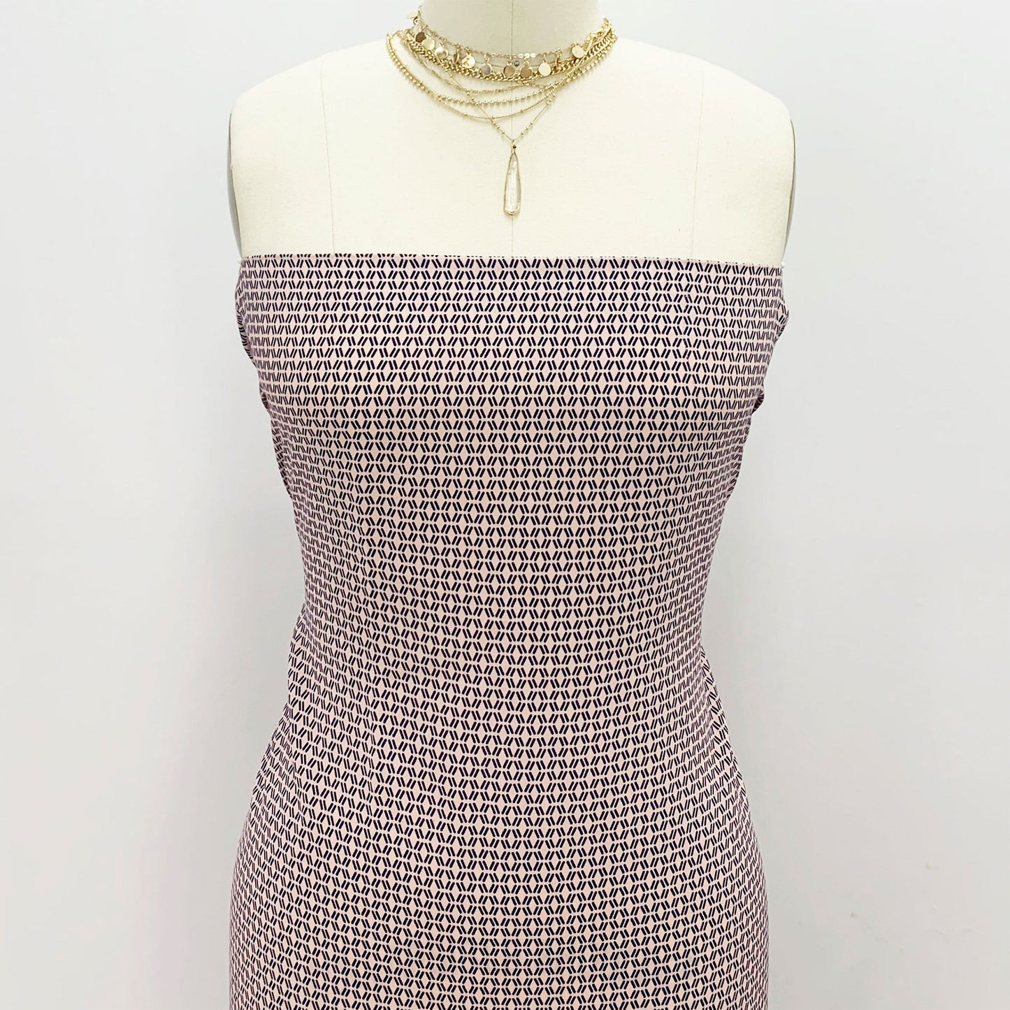 DP-880-504-DUSTY-PINK-NAVY - PRINTED WOOL DOBBY 100% POLYESTER