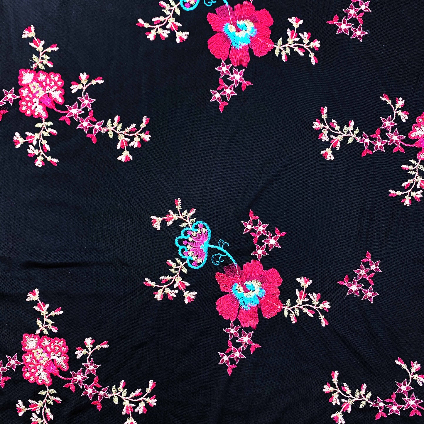 EB-414-MESH-BLACK-PINK - EMB MESH 100% NYLON, YARN 100% POLY