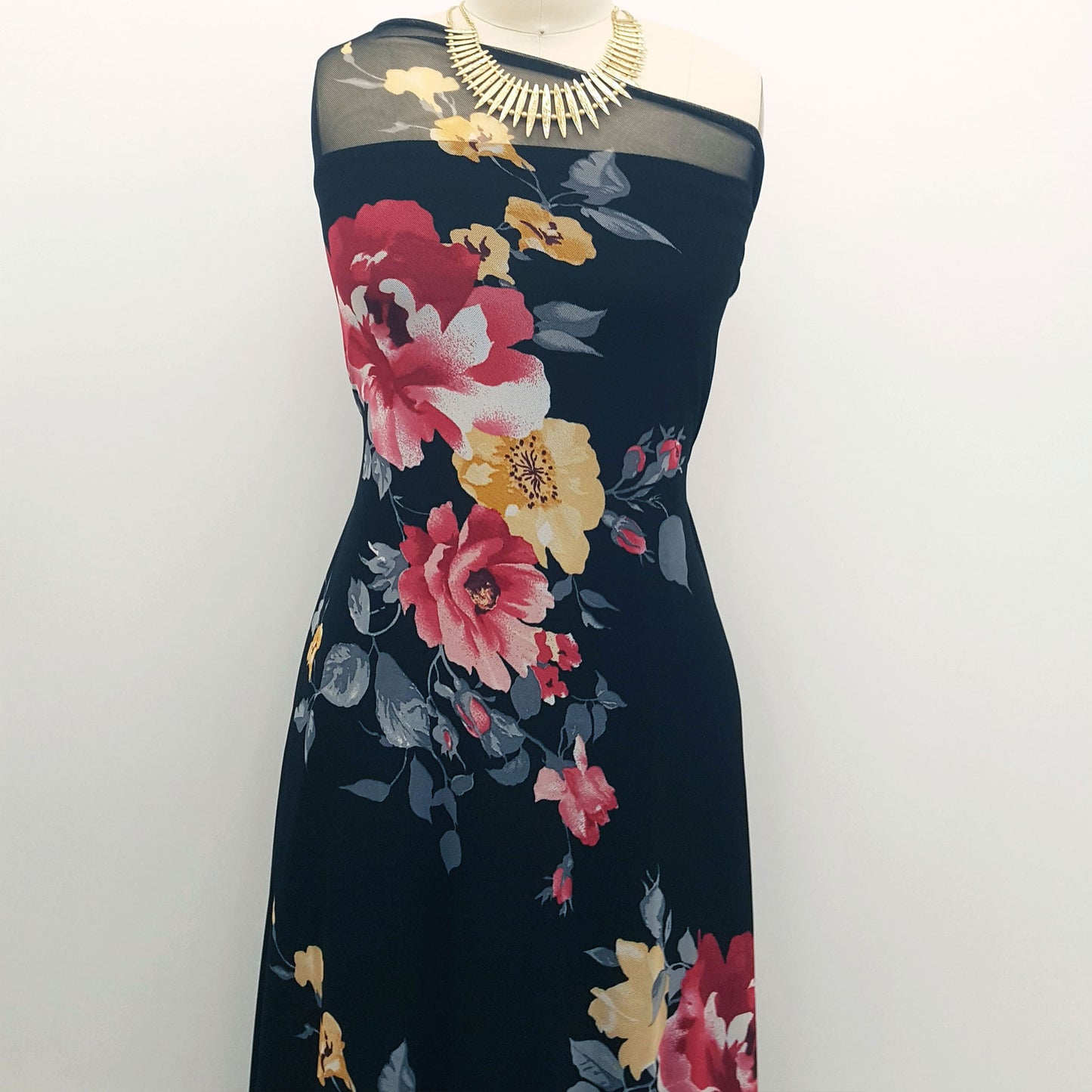 P-110-453-BLACK-RED - PRINTED POLY POWER MESH 92%POLY 8%SPANDEX