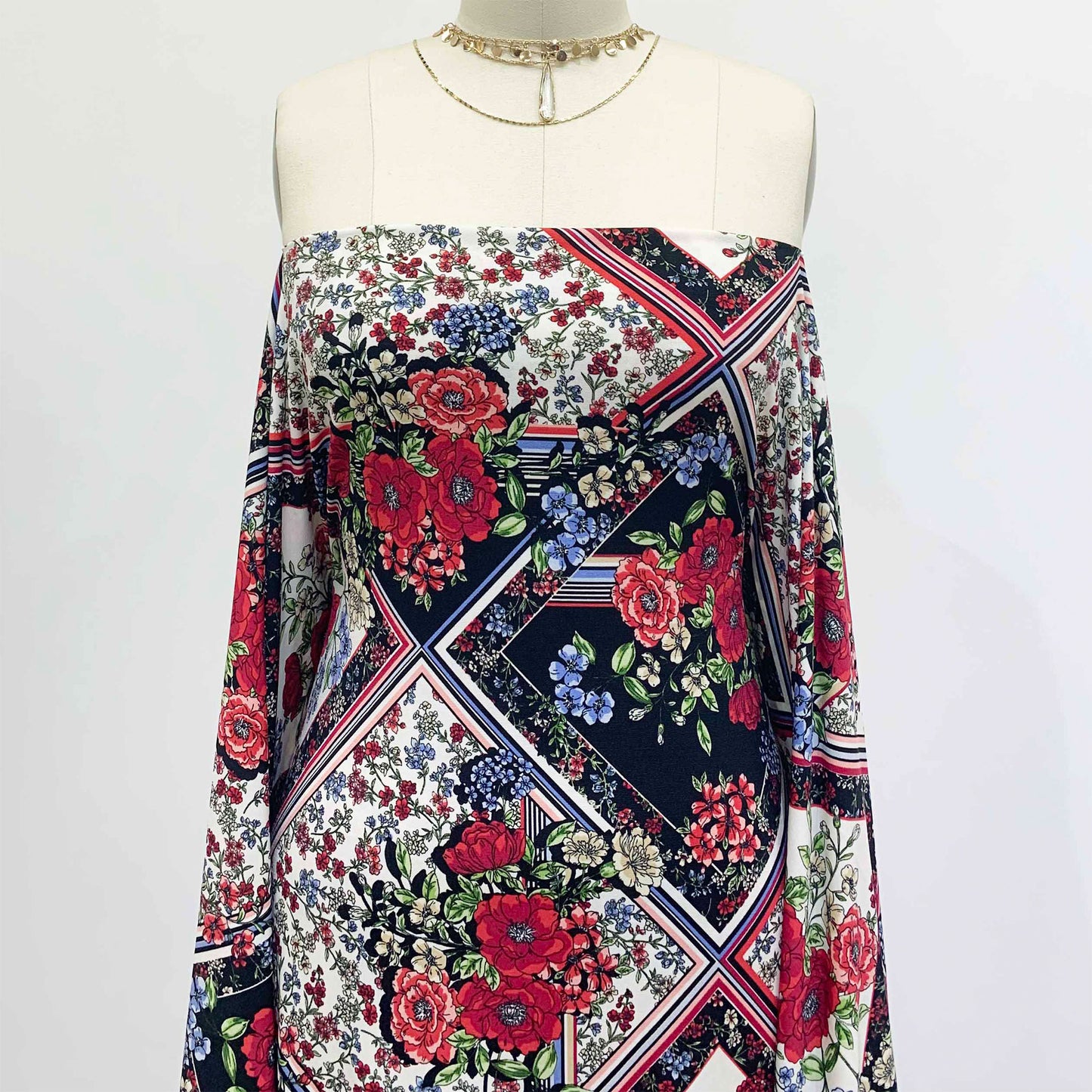 P-1360-450-BLACK-CRIMSON-PERI - PRINTED ITY 96% POLY 4% SPANDEX
