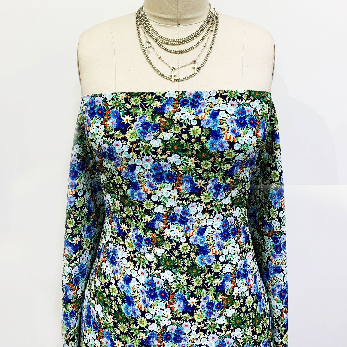 P-1759-586-DKNAVY-BLUE - PRINTED CREPE CHIFFON 97% POLY 3% SPANDEX