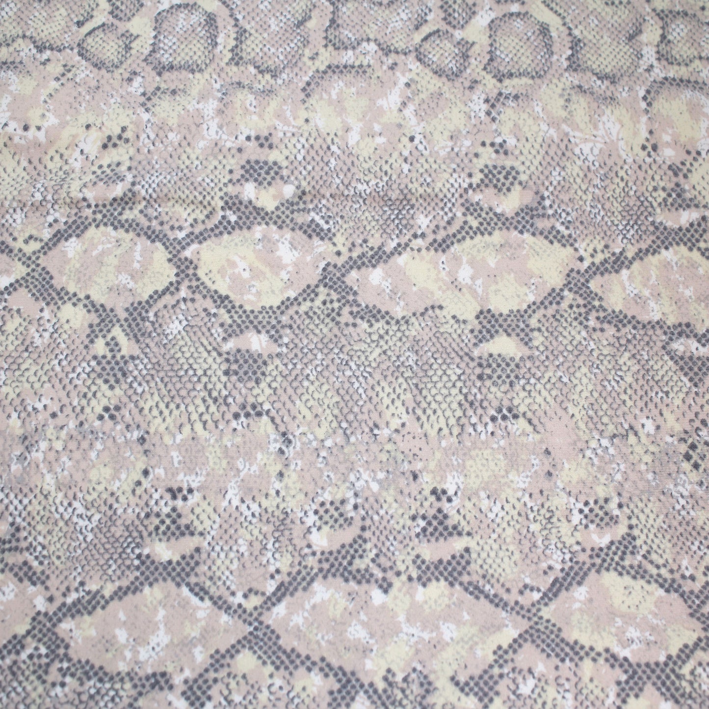 P-1858-668-GREY-TAN - PRINTED DTY 92% POLY 8% SPANDEX DTY DOUBLE SIDED BRUSH