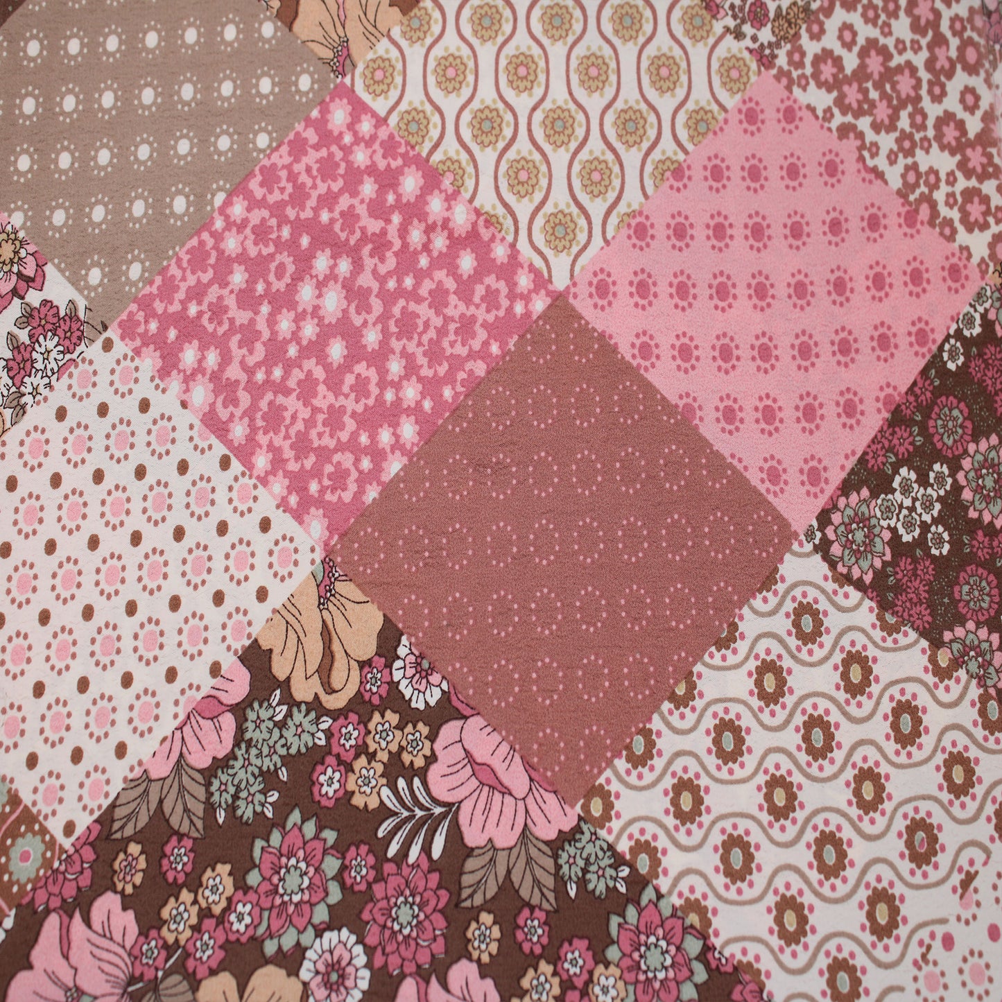 P-3026-754-MOCHA-ROSE-PINK - PRINTED POLY MOROCCAN 100% POLY