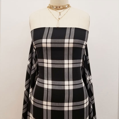 P-409-734-BLACK-OFFWHITE - PRINT WOOL PEACH 100% POLYESTER