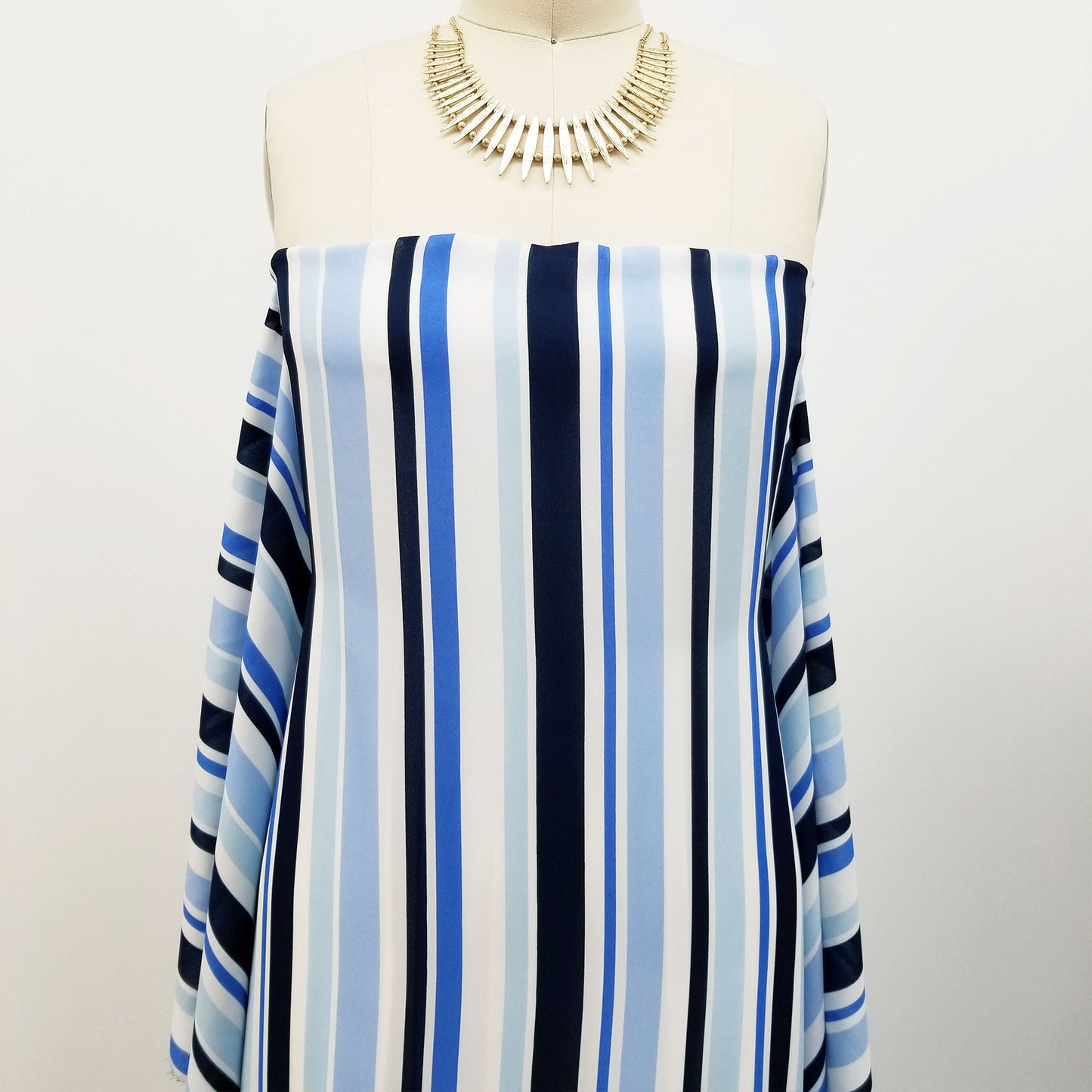 P-419-504-NAVY-BLUE - PRINTED WOOL DOBBY 100% POLYESTER