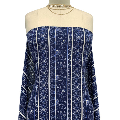 P-472-586-NAVY-PERI - PRINTED CREPE CHIFFON 97% POLY 3% SPANDEX