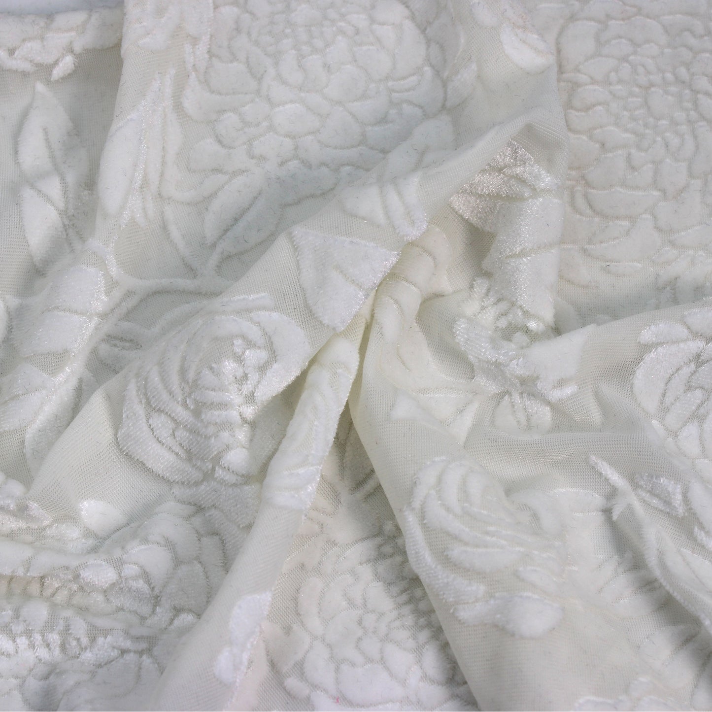 P-613-VELVET-OFFWHITE - PRINTED BURNT-OUT VELVET 68% POLY 24% NYLN 8% SPANDEX