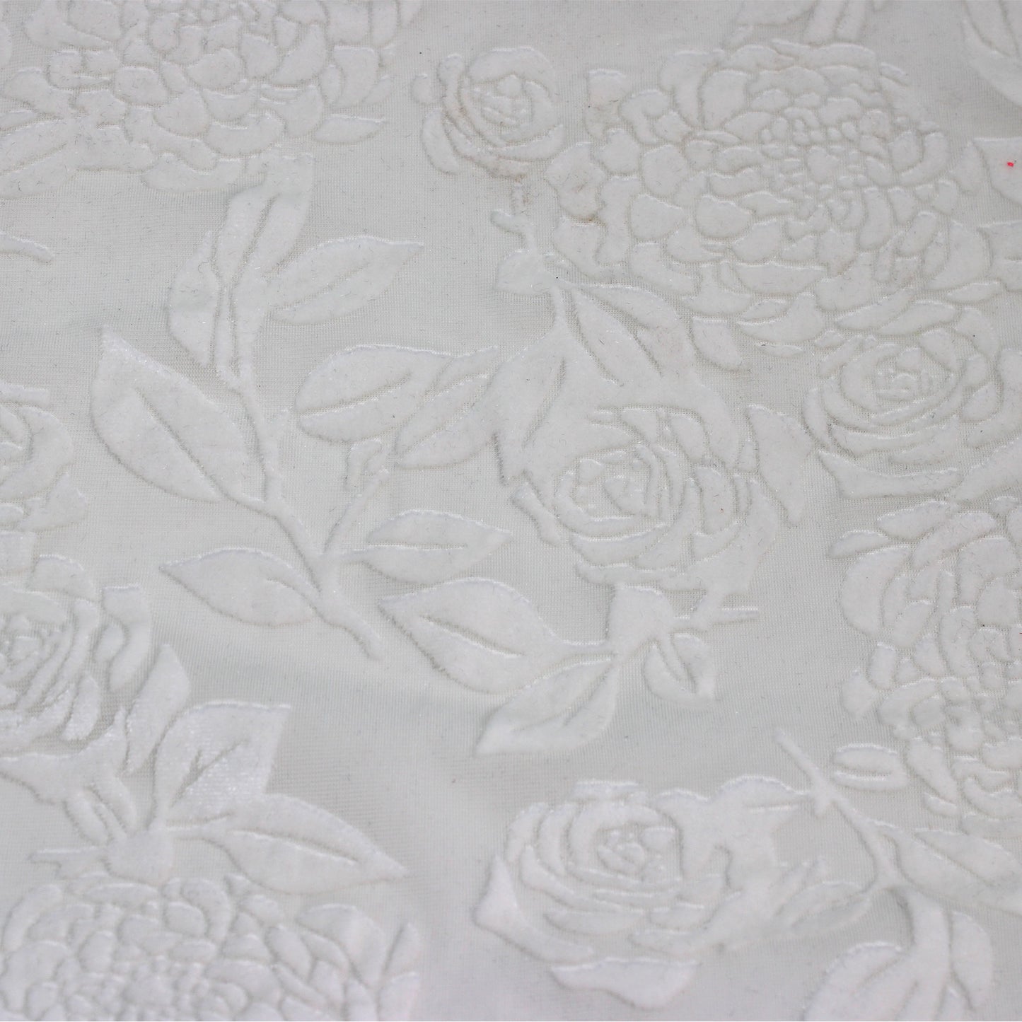 P-613-VELVET-OFFWHITE - PRINTED BURNT-OUT VELVET 68% POLY 24% NYLN 8% SPANDEX