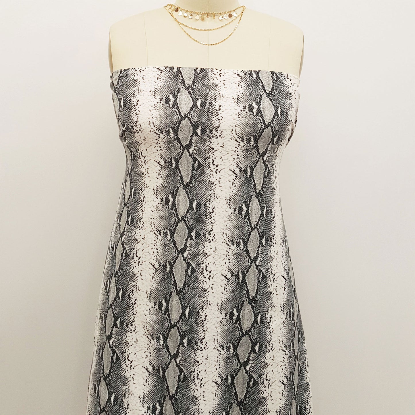 P-725-668-OFFWHITE-GRAY - PRINTED DTY 92% POLY 8% SPANDEX DTY DOUBLE SIDED BRUSH