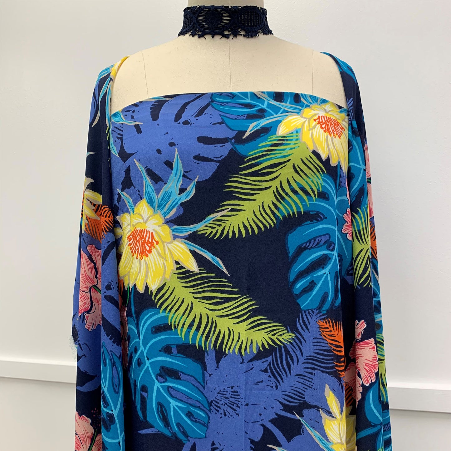 P-864-504-NAVY-YELLOW - PRINTED WOOL DOBBY 100% POLYESTER